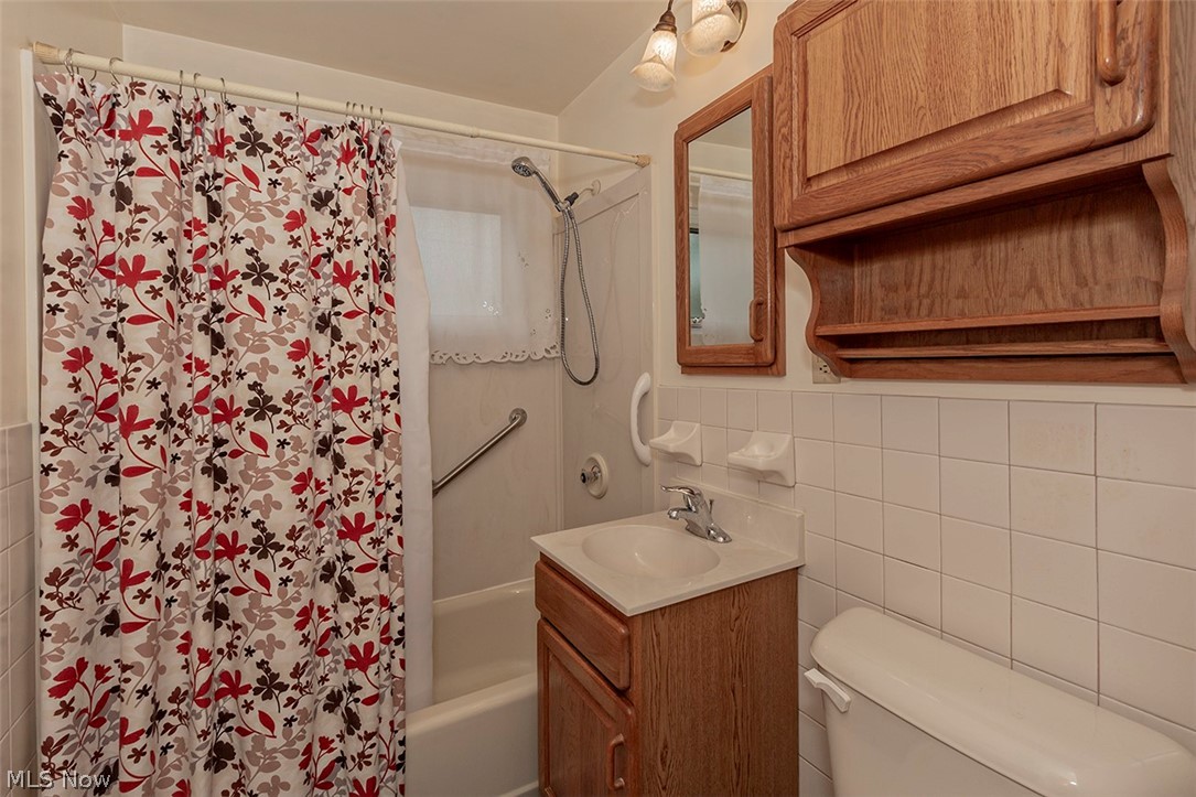 Mentor Headlands Park - Residential