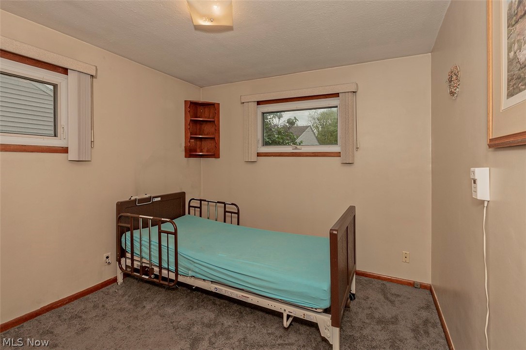 Mentor Headlands Park - Residential