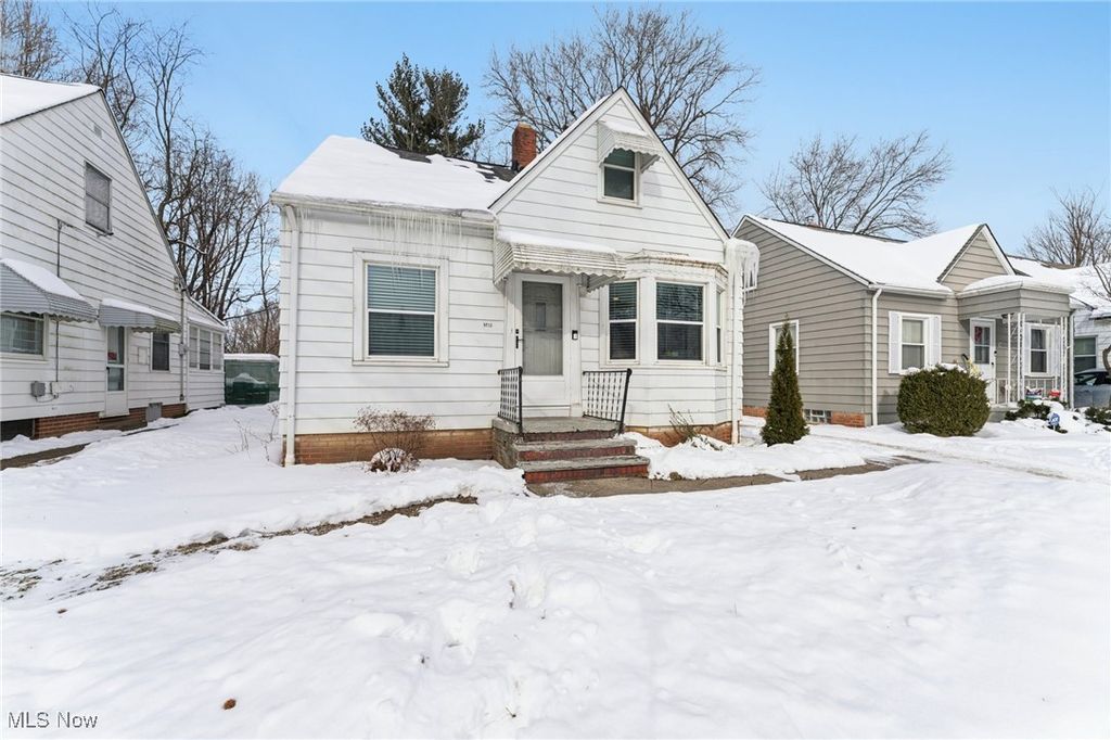 Photo of 1410 Irving Avenue, Cleveland, OH 44109 (MLS # 5182162)