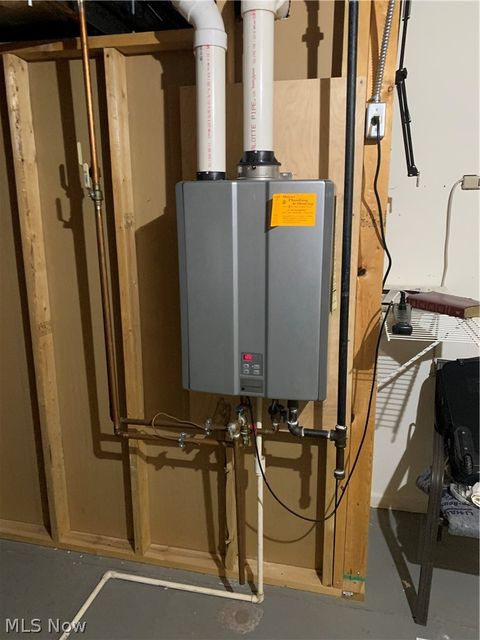 Tiny photo for 5276 W 83rd Street, Parma, OH 44129 (MLS # 5202882)