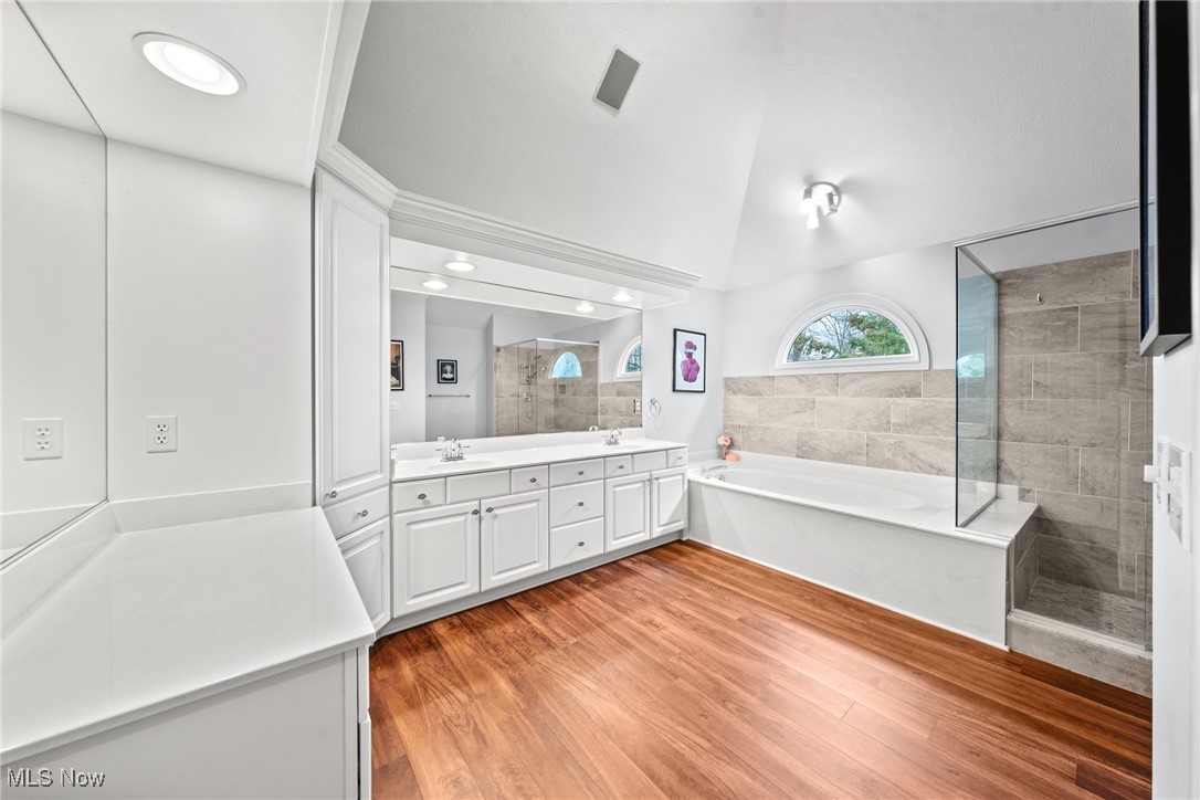 3700 Greenbriar Circle, Westlake, Ohio image 37