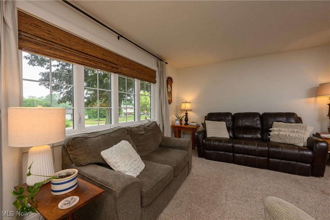 Hunting Hills Estates - Residential