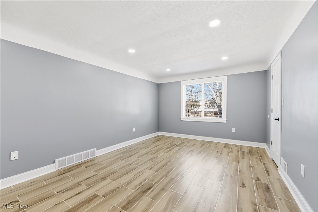 Oak Park Heights - Residential Income