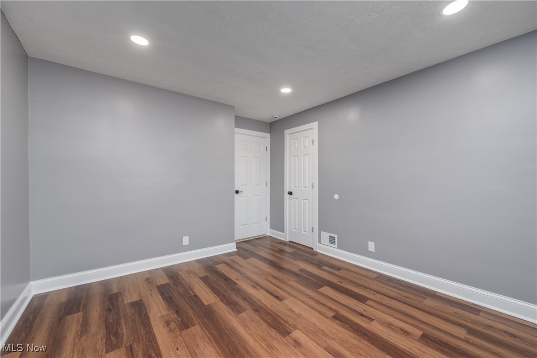 Oak Park Heights - Residential Income