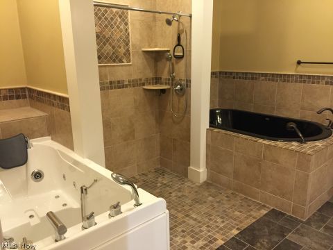 Villas/Taramina - Residential