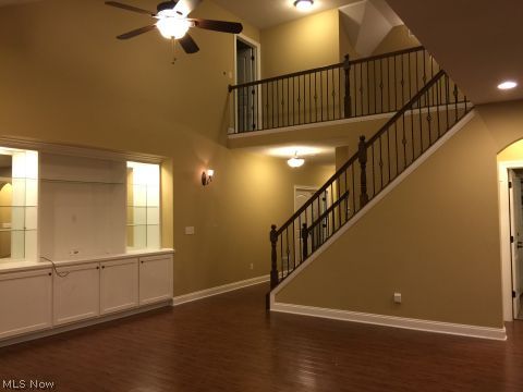 Villas/Taramina - Residential