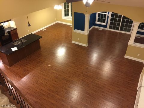 Villas/Taramina - Residential