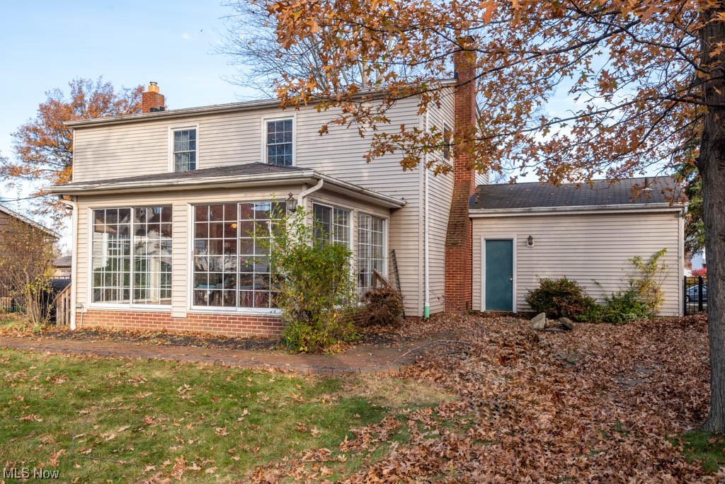 Suburbia Inv Corp Crossview Su - Residential