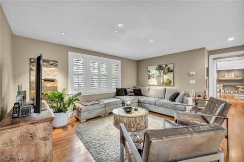 Tiny photo for 385 Longbeach PKWY, Bay Village, OH 44140 (MLS # 5220981)