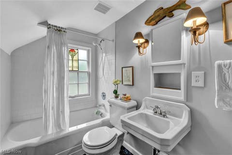 Tiny photo for 385 Longbeach PKWY, Bay Village, OH 44140 (MLS # 5220981)