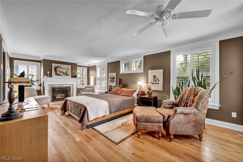 Tiny photo for 385 Longbeach PKWY, Bay Village, OH 44140 (MLS # 5220981)