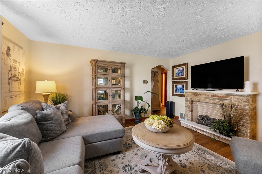 Lake-View Heights 02 - Residential