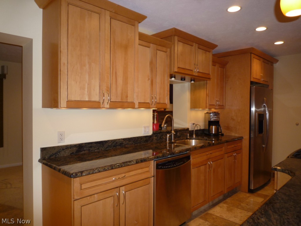 Joseph P Henley 01 Propose - Residential