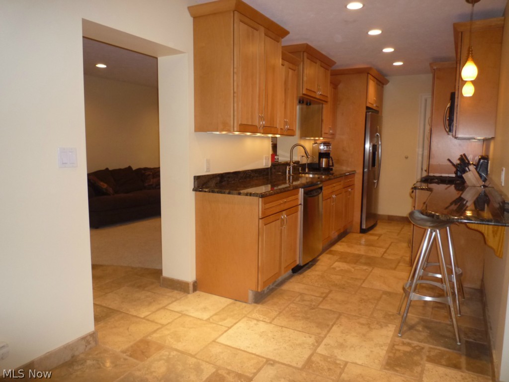 Joseph P Henley 01 Propose - Residential