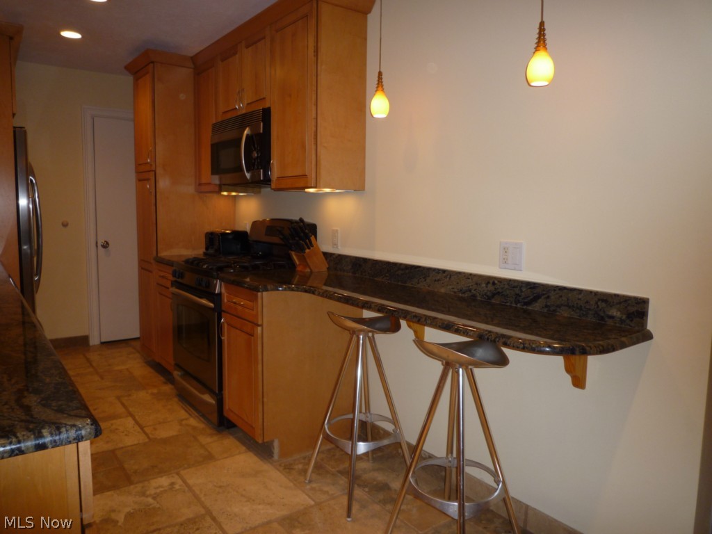 Joseph P Henley 01 Propose - Residential