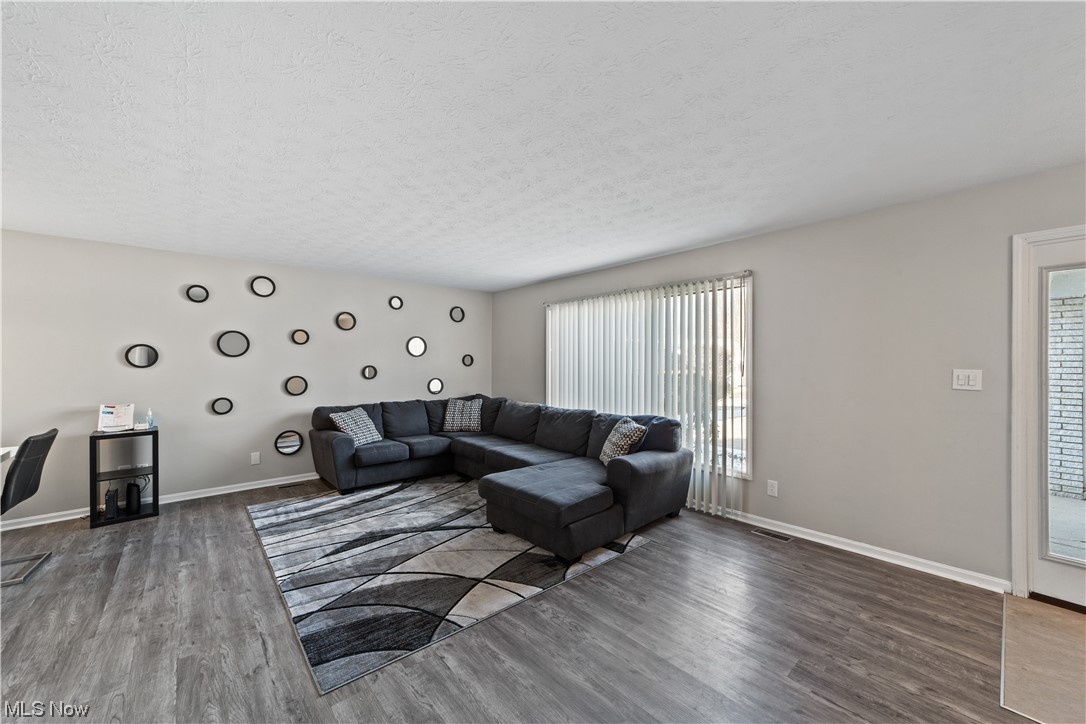 Dubain Realty Cos Richmond - Residential