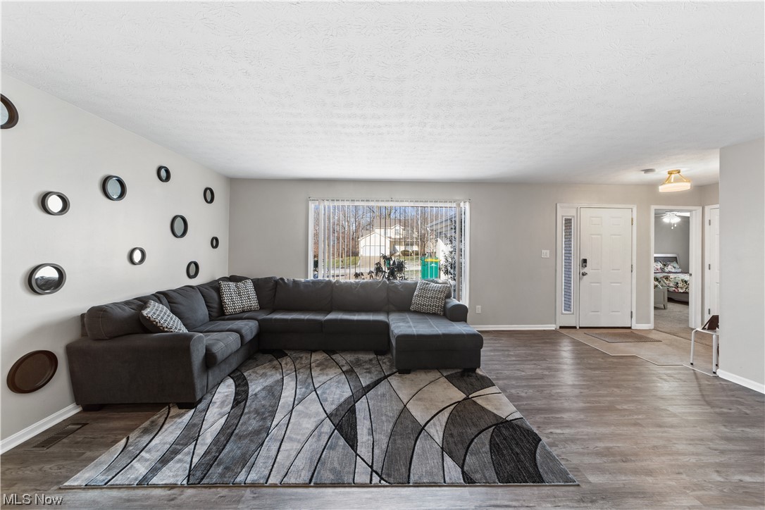 Dubain Realty Cos Richmond - Residential