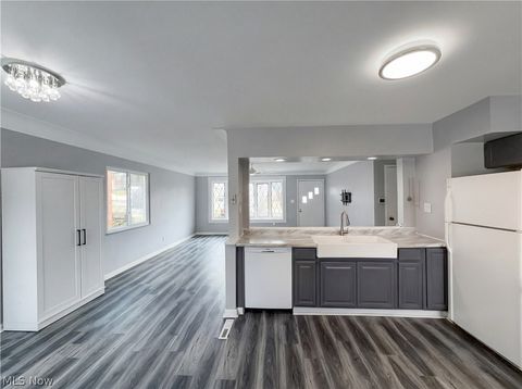 Tiny photo for 18715 Libby Road, Maple Heights, OH 44137 (MLS # 5190165)