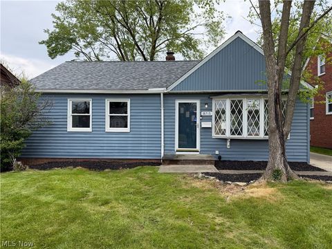 Homes For Sale - 18715 Libby Road<br/> Maple Heights, OH 44137