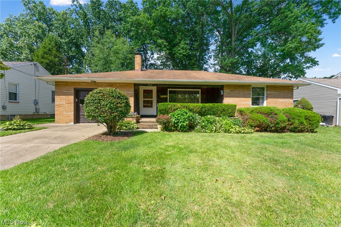 3 Bedroom ranch home in Girard! Hardwoods throughout. Needs some cosmetic updates but this home is clean clean clean! Basement was waterproofed in the past and is plumbed for second bathroom. Home warranty included.
