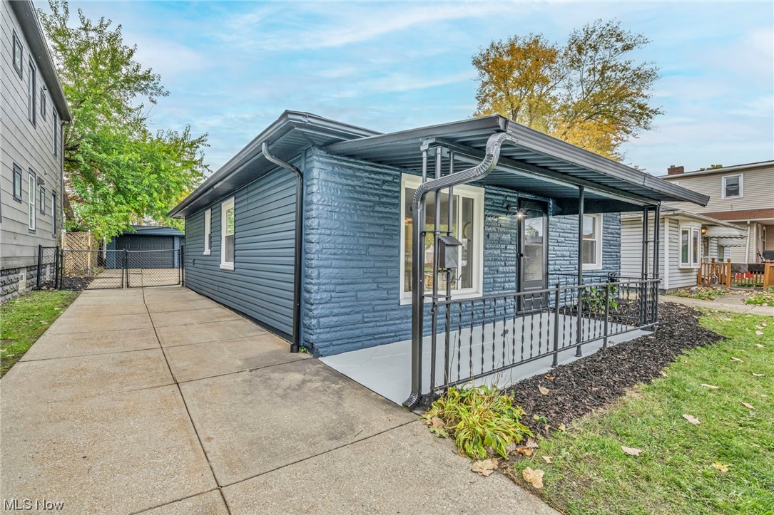 Loesch Allotment Cos - Residential