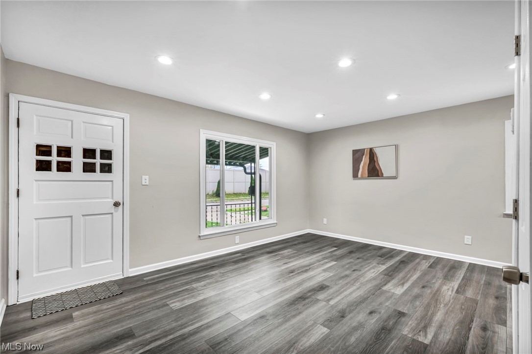 Loesch Allotment Cos - Residential