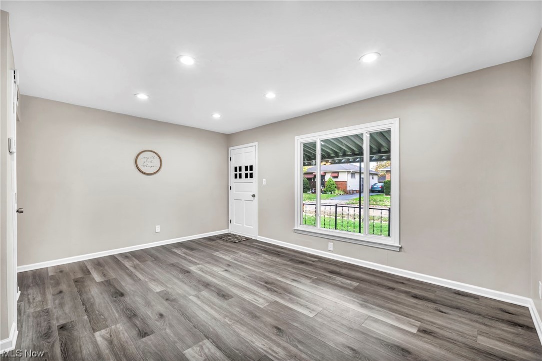 Loesch Allotment Cos - Residential