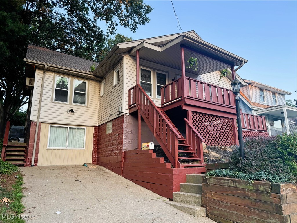 **Welcome to 2133 11th Street!**
This raised ranch is ideally located near parks, schools, and downtown. The main floor features a spacious living room, dining room with an archway, and a functional kitchen. There are 2 bedrooms, including one with an ensuite bath and walk-in shower. The finished basement offers additional living space—perfect for a home office, home gym, playroom....
The backyard is perfect for entertaining with a large deck and fire pit area, while the two-level front porch offers a great outdoor seating space. Updates in the last 4 years include a new roof, AC, windows, vinyl plank flooring, refrigerator, washer/dryer, and the internal parts of furnace.
Don’t miss this move-in ready home! Schedule a showing today.