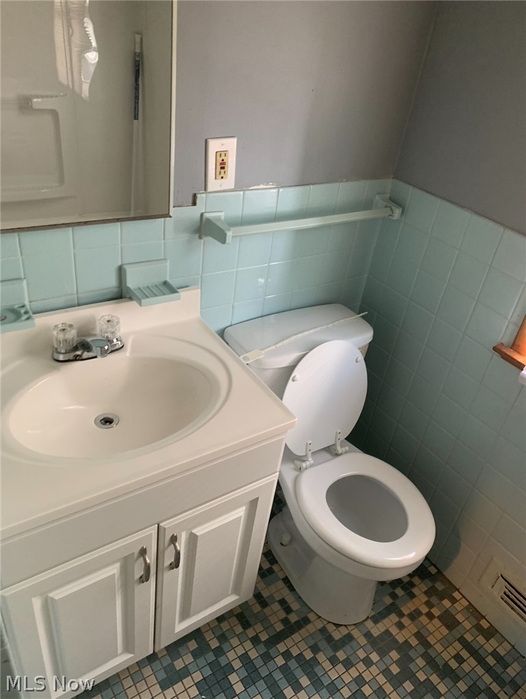 Colonial Heights 04 - Residential