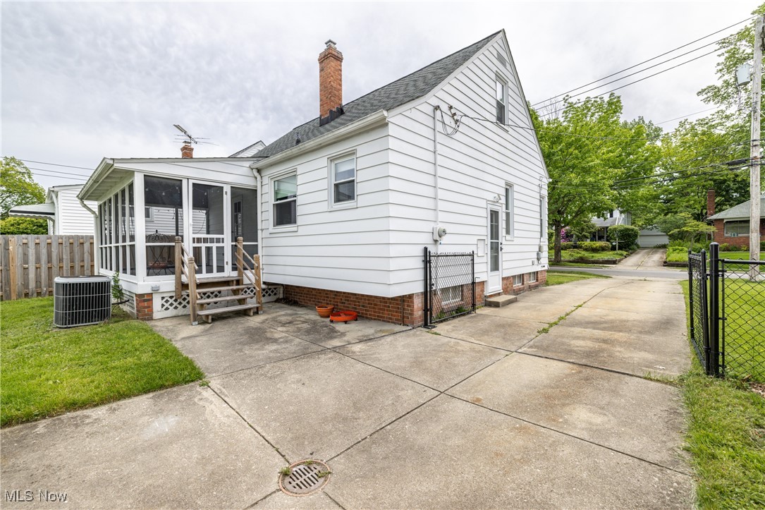 Mayfield Hlnds Sub - Residential