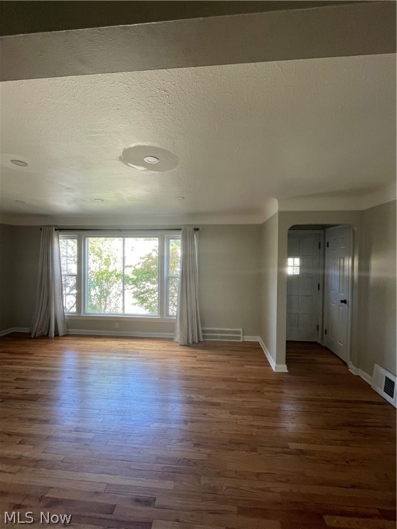 Harry Woronkoff & Sons Natl H - Residential Lease