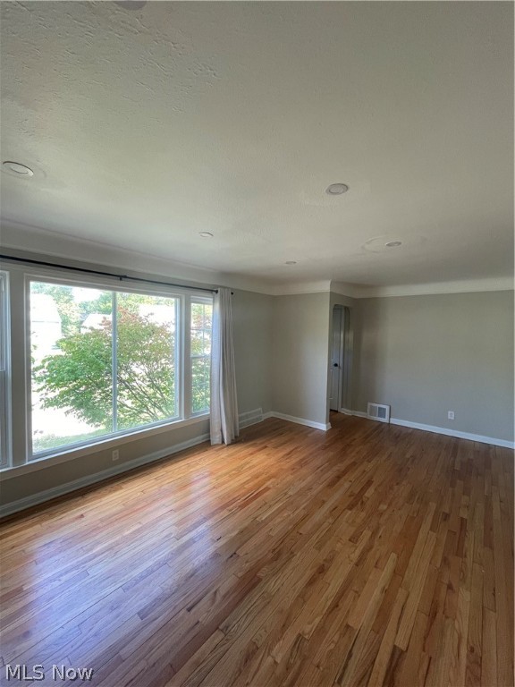 Harry Woronkoff & Sons Natl H - Residential Lease