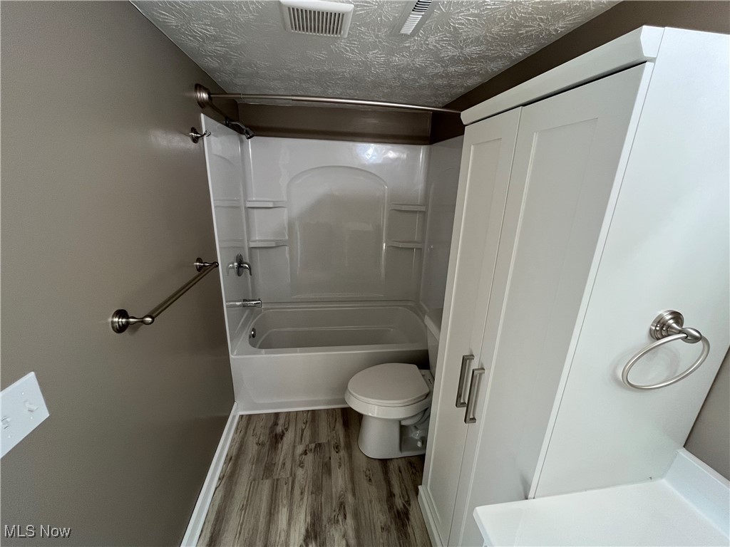 Inner Circle Condo - Residential Lease