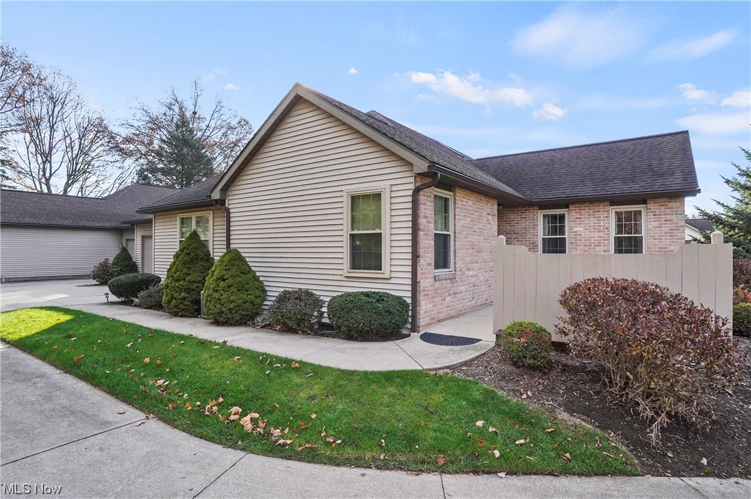 Villas at Springtree - Residential