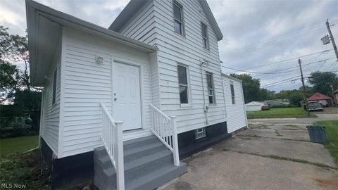 Tiny photo for 1527 W 19th Street, Lorain, OH 44052 (MLS # 5240758)
