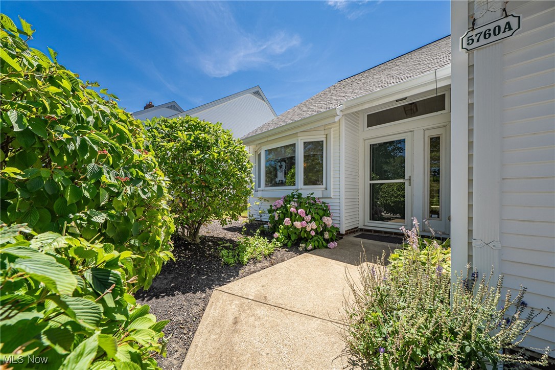 5760 Emerald Ridge A