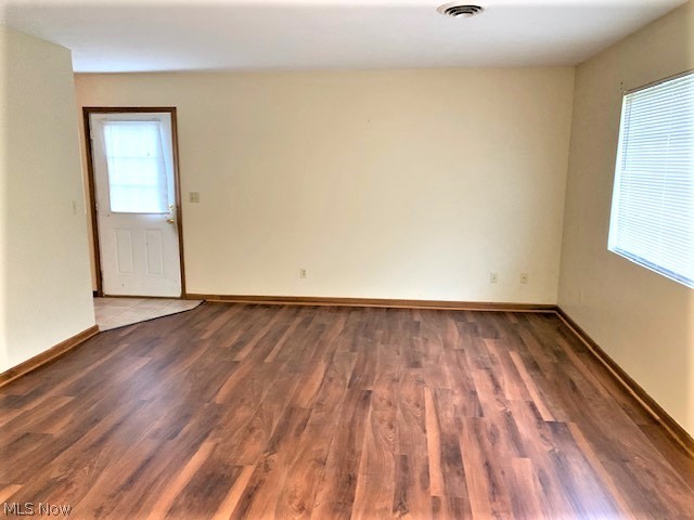 Vista View Vill - Residential Lease