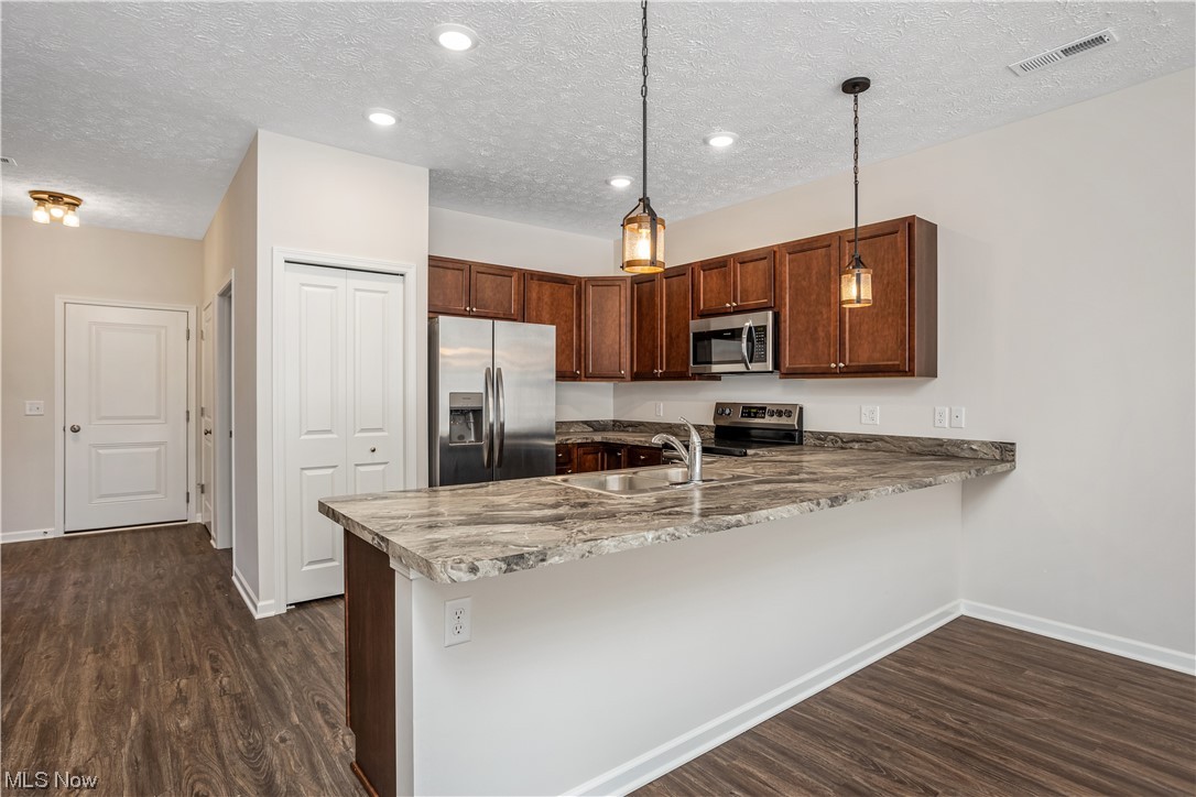 Landings at Ridge Water - Residential