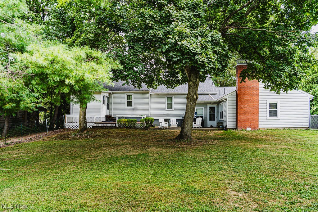 Canfield, Ohio 44406, United States, 4 Bedrooms Bedrooms, ,3 BathroomsBathrooms,Residential,Contingent,206024