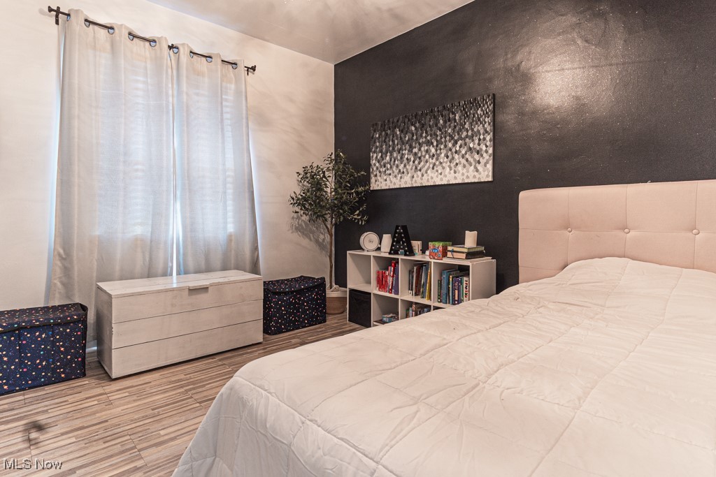 Canfield, Ohio 44406, United States, 4 Bedrooms Bedrooms, ,3 BathroomsBathrooms,Residential,Contingent,206024