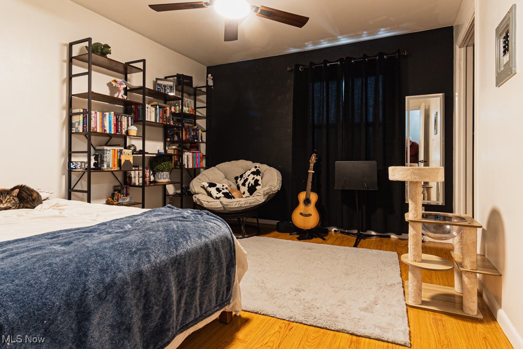 Canfield, Ohio 44406, United States, 4 Bedrooms Bedrooms, ,3 BathroomsBathrooms,Residential,Contingent,206024