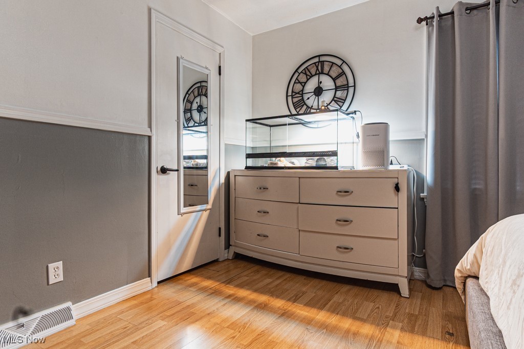 Canfield, Ohio 44406, United States, 4 Bedrooms Bedrooms, ,3 BathroomsBathrooms,Residential,Contingent,206024