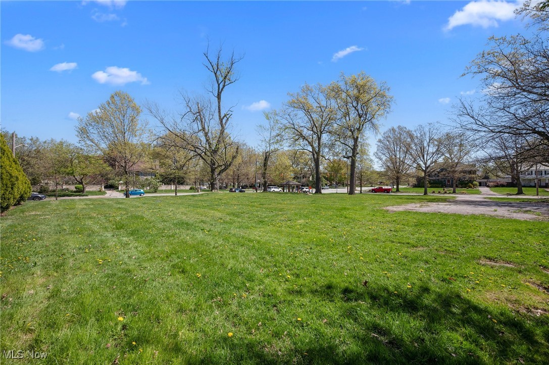 Vacant Lot West-Clifton Boulevard