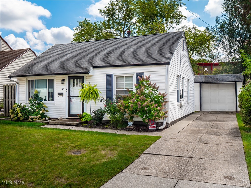 Don’t miss this charming ranch tucked away on a quiet cul-de-sac street, offering easy first-floor living! Move-in ready, the home features a spacious living room with an open flow into the well-designed kitchen, complete with plenty of storage. The kitchen includes a new range and dishwasher, and all appliances stay! Two generously sized bedrooms and a full bath with updated finishes complete the floorplan. Step out back for easy access to the detached garage, or to enjoy the private rear yard, backed by the Berea Rec Center, and can be fully fenced with a simple modification. Whether you’re looking for a starter home, a downsizing option, or an excellent addition to your investment portfolio, this property is ideal thanks to its prime location near Baldwin Wallace University and nearby Cleveland Browns Training Facility. Additional updates include new front door with storm door, front window, hotwater tank (~3 yrs) and newer flooring and paint throughout. Open House: Saturday, 9/27 from 11 AM – 1 PM. Come see it in person!