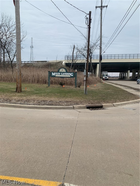 Banbury Village Condo - Residential