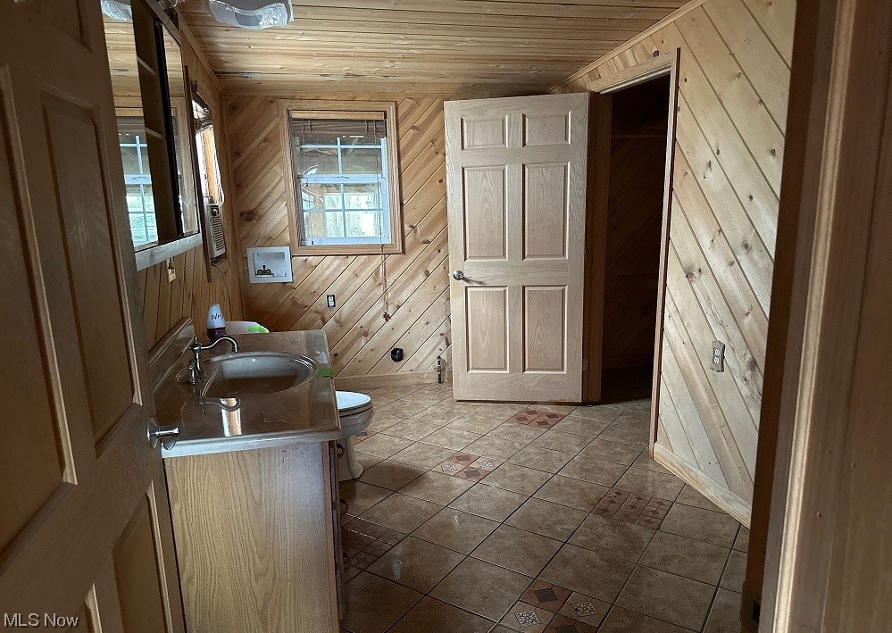 City/New Philadelphia - Residential