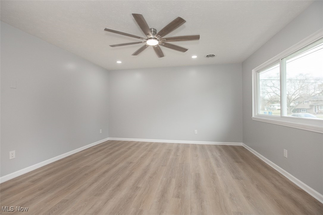 Skyline Park 01 - Residential