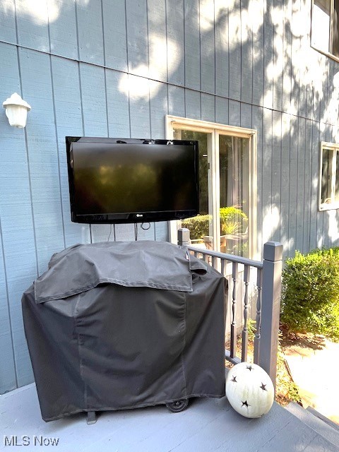 Fairlawn, Ohio 44333, United States, 4 Bedrooms Bedrooms, ,3 BathroomsBathrooms,Residential,Pending,208801