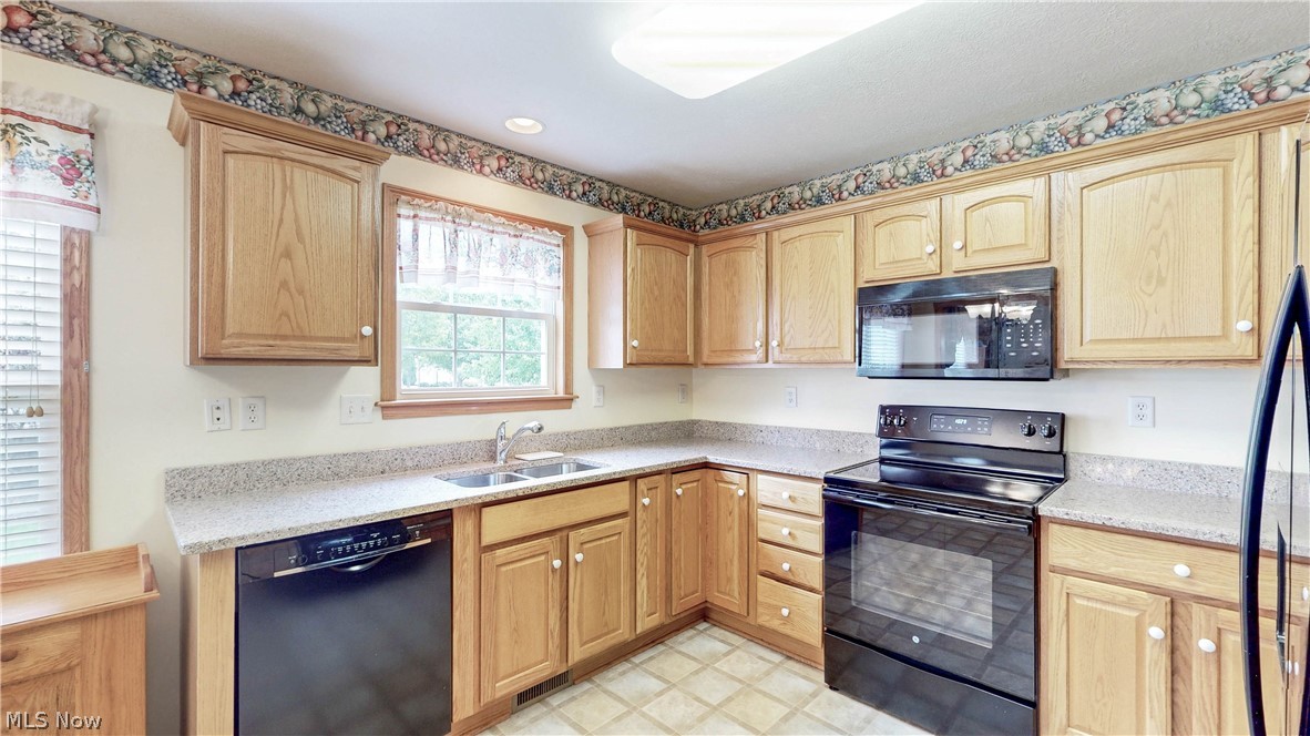 North Point at Hunters Crossing - Residential