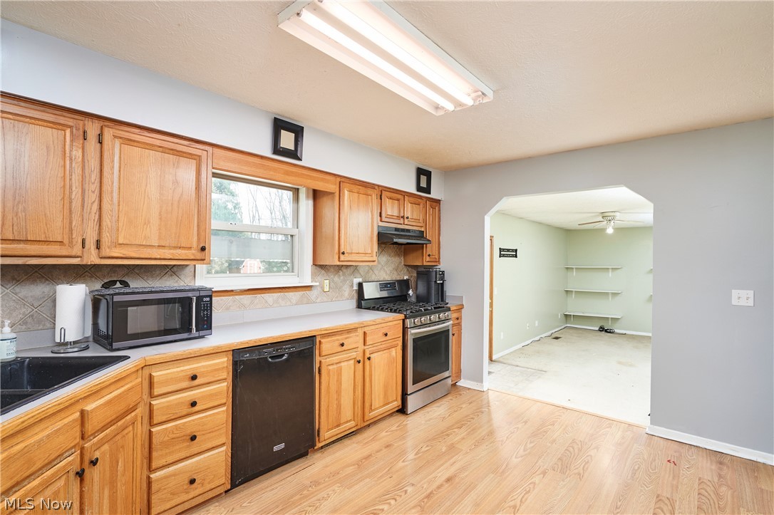 R Homes Acres - Residential